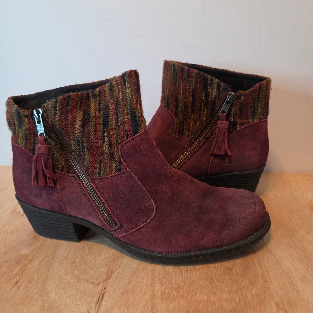 B.O.C. Burgandy Suede Ankle Booties "Charon" multicolored Knit Cuff size 10